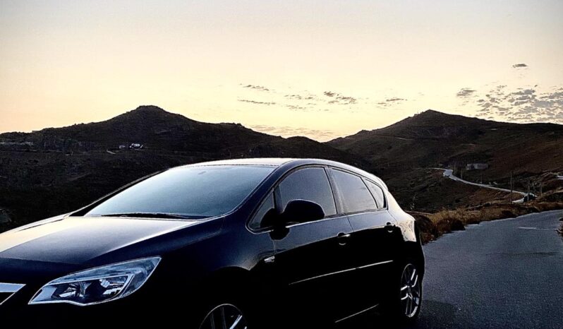 
								Opel Astra 2011 J full									